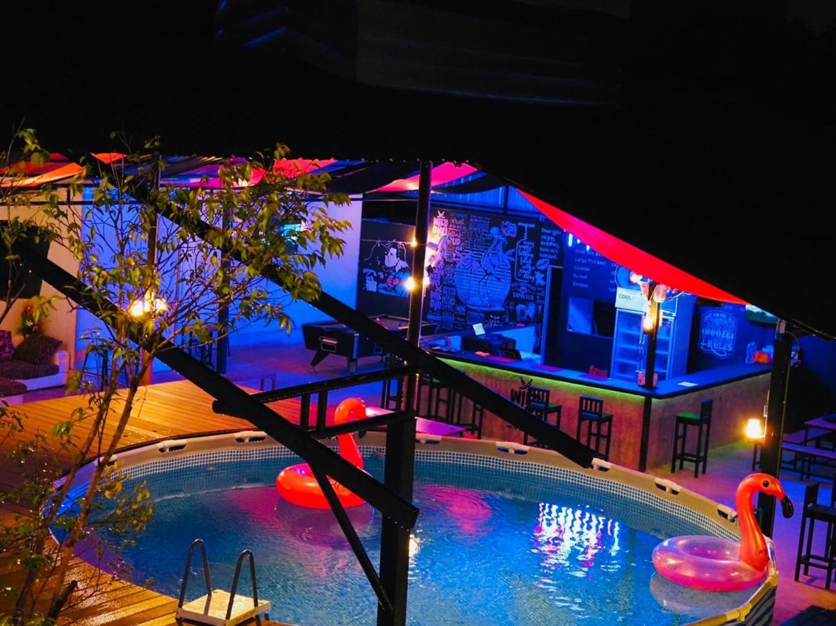 Wild Ones Hostel Bangkok Eksteriør billede